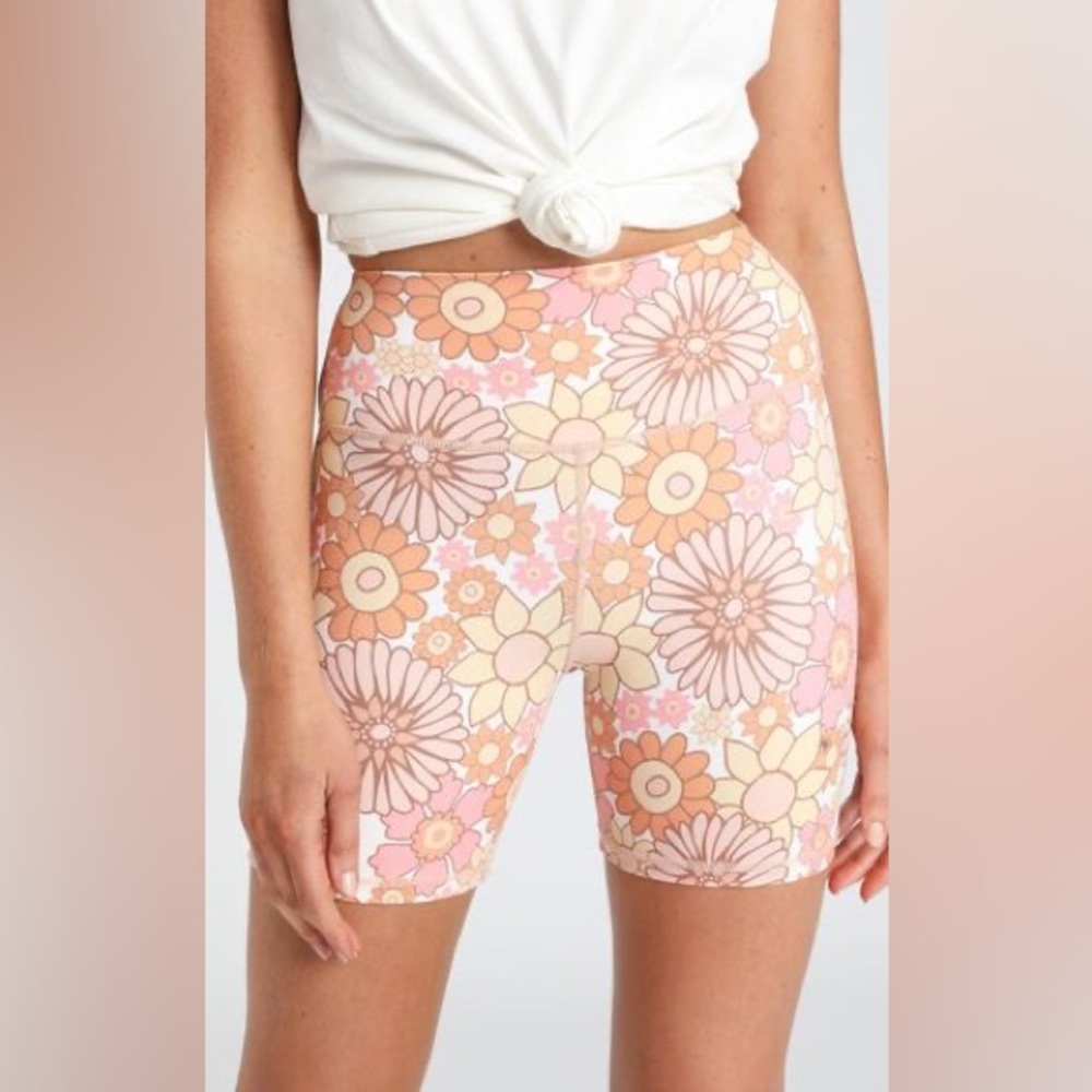 KAVALA FLOWER BIKER SHORTS